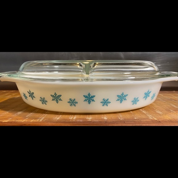 Pyrex Other - Vintage Pyrex Divided Casserole Dish Lid 1.5 qt